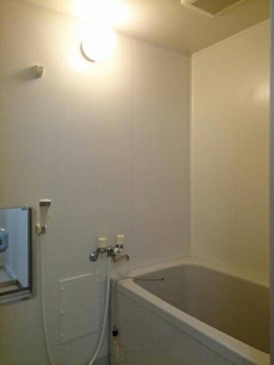 バス・シャワールーム　浴室