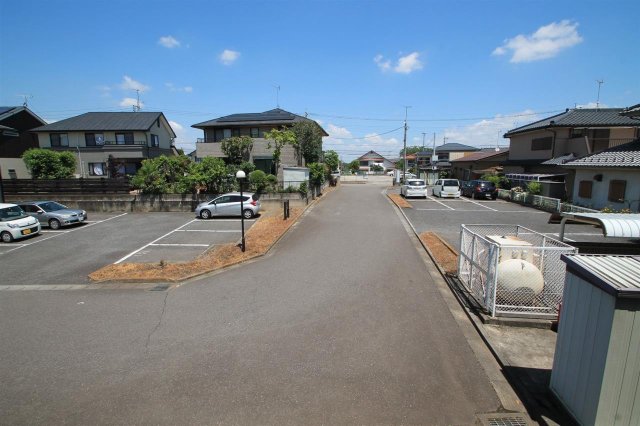 駐車場　駐車場