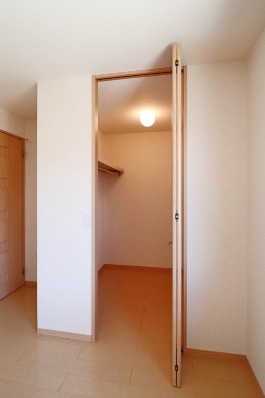 収納　図面と現状に相違がある場合には現状を優先