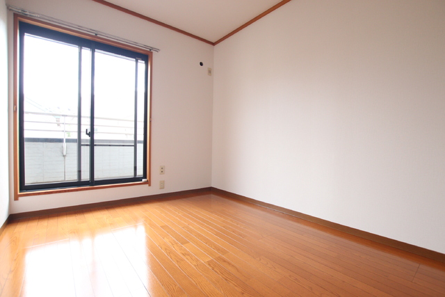 その他部屋・スペース　【洋室】南向きの明るい居室★