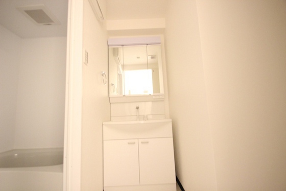 洗面設備　※別部屋の写真です