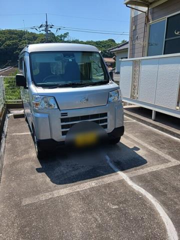 駐車場　駐車場