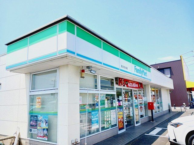 コンビニ　ファミリーマート富士宮東小泉店（コンビニ）まで240m