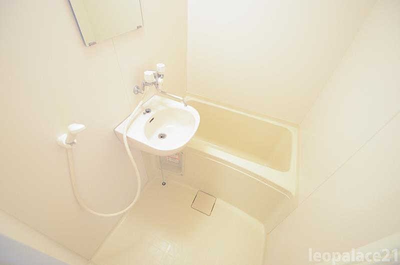 バス・シャワールーム　同シリーズの類似となります。現況を優先致します。