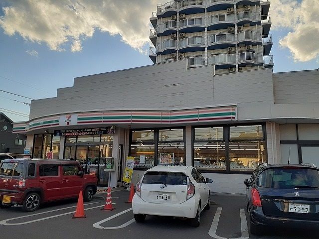コンビニ　セブンイレブン宇都宮さいわい店（コンビニ）まで280m
