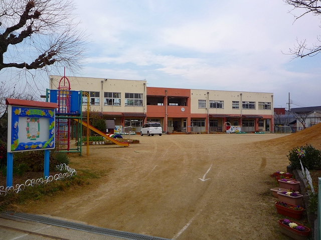 幼稚園・保育園　橿原市立幼稚園耳成幼稚園（幼稚園・保育園）まで468m