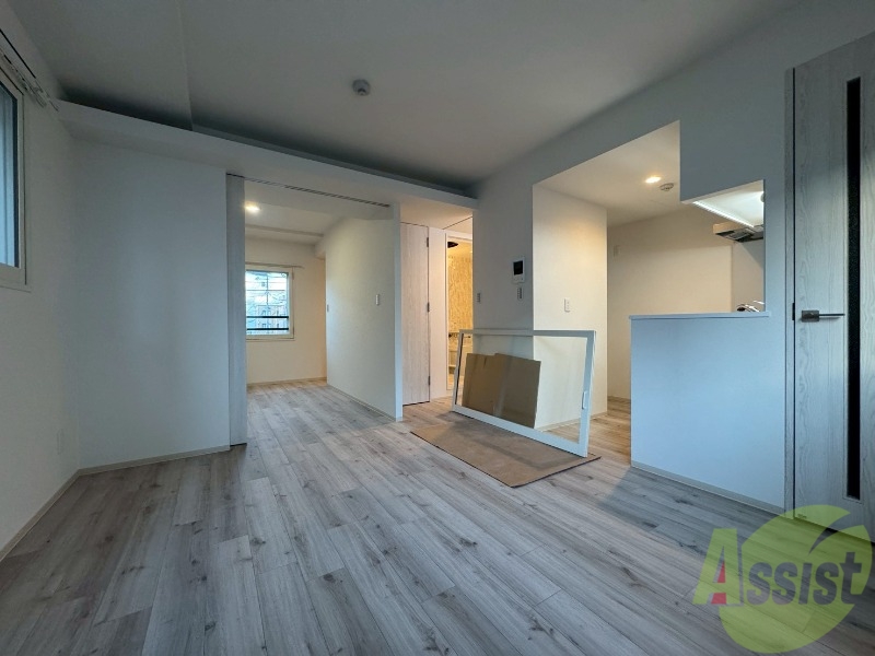 居室・リビング　広くてキレイなお部屋が広がっていて、充実した生活が送れそう。