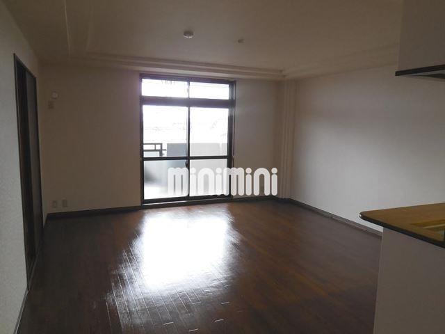 眺望　広々としたリビングです