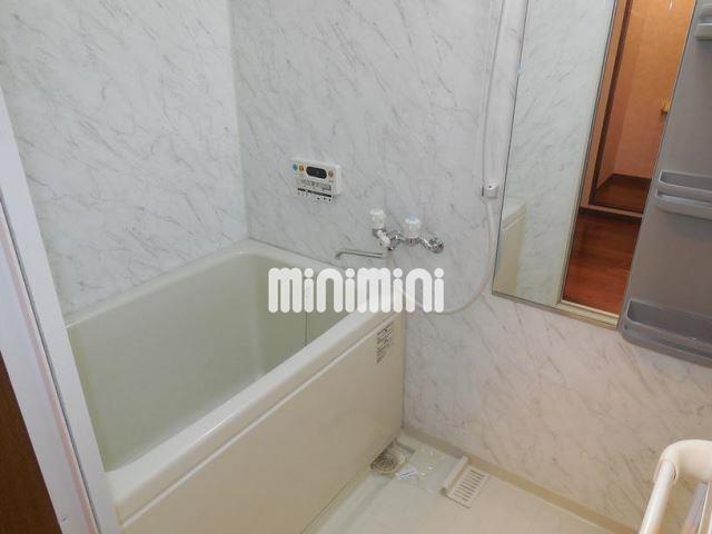 バス・シャワールーム　きれいなバスルームです