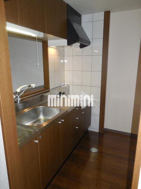 キッチン　人気の対面キッチンです