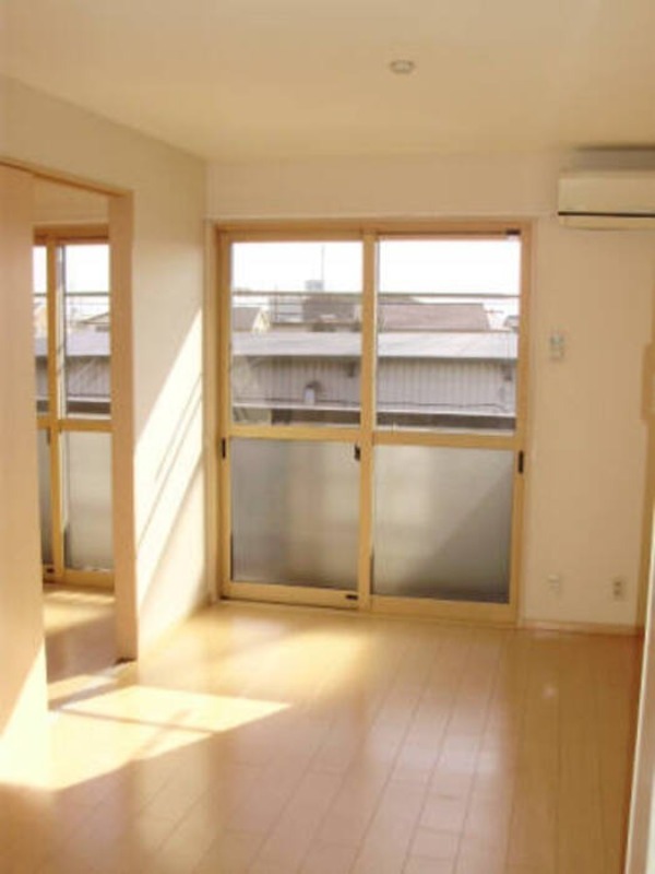 居室・リビング　図面と現状に相違がある場合には現状を優先