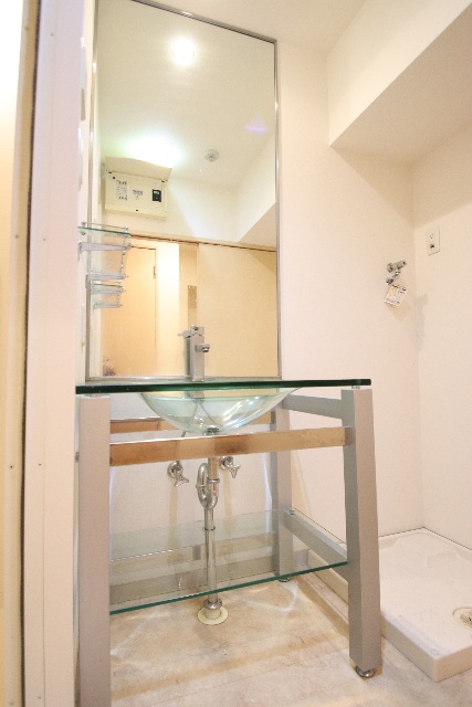 洗面設備　※別室の参考写真の為、現況優先です。