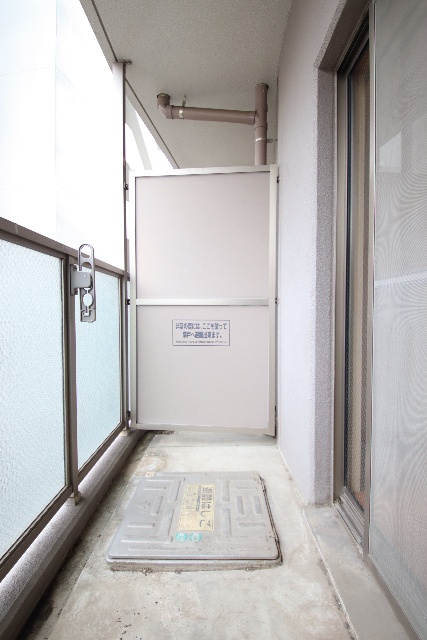 バルコニー　※別室の参考写真の為、現況優先です。