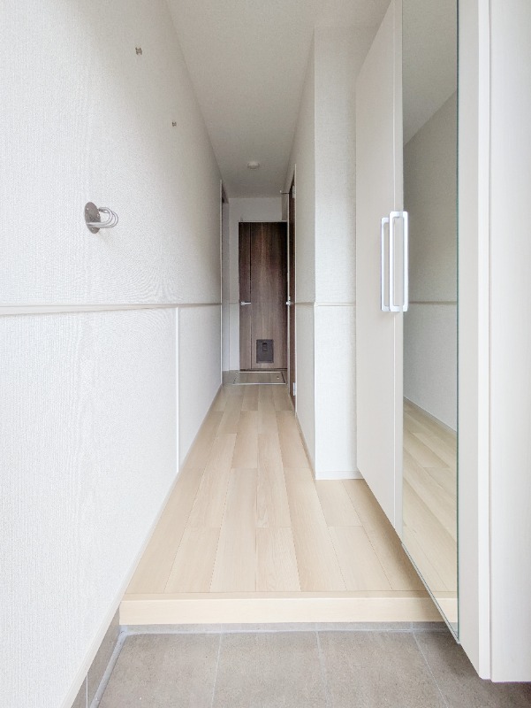 玄関　図面と現状に相違がある場合には現状を優先