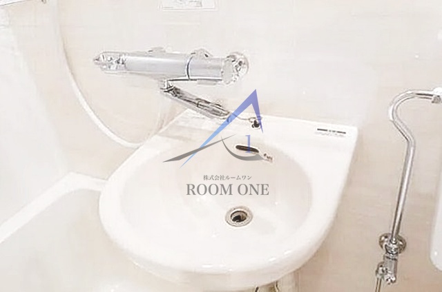 洗面設備　洗面台です。