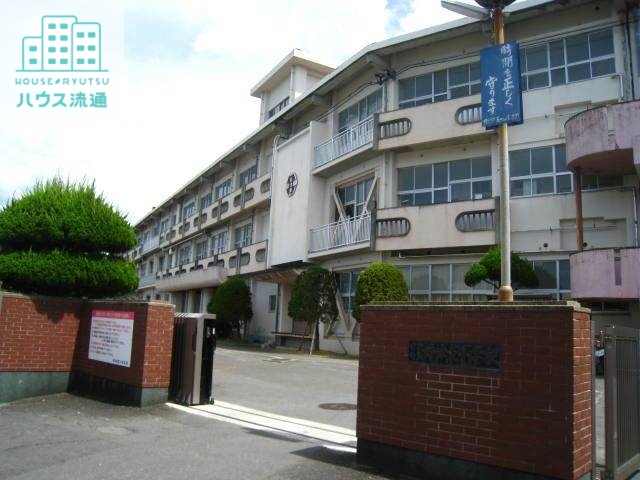 小学校　時津町立時津東小学校（小学校）まで654m