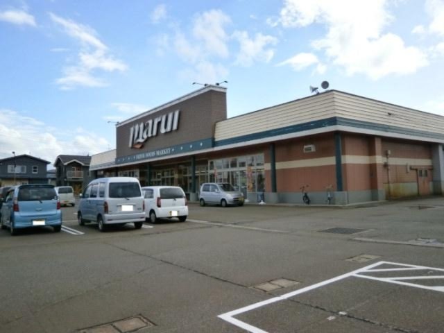 駐車場　駐車場に車を止められます