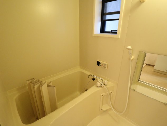 バス・シャワールーム　日々の疲れを癒すお風呂付です