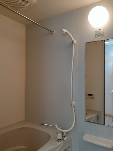 バス・シャワールーム