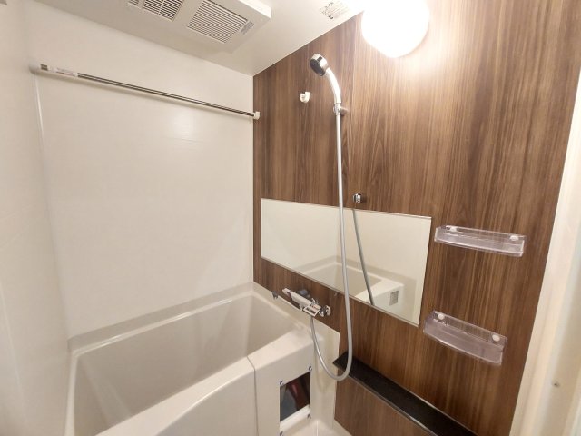 バス・シャワールーム　※同社施工物件イメージ
