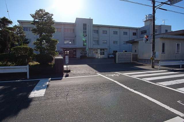 小学校　掛川市立西山口小学校（小学校）まで2110m