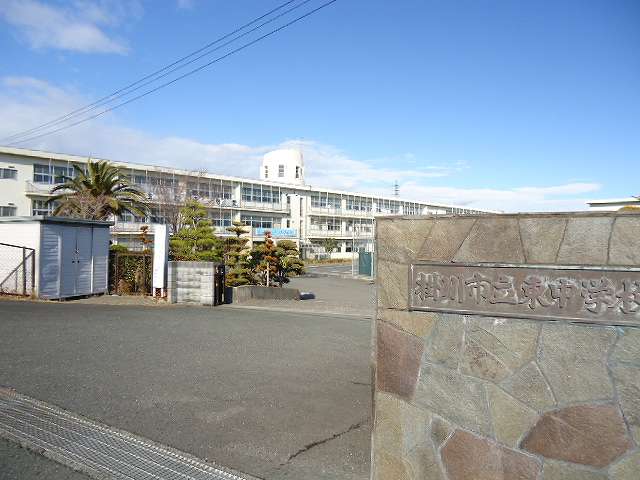 中学校　掛川市立東中学校（中学校）まで2281m