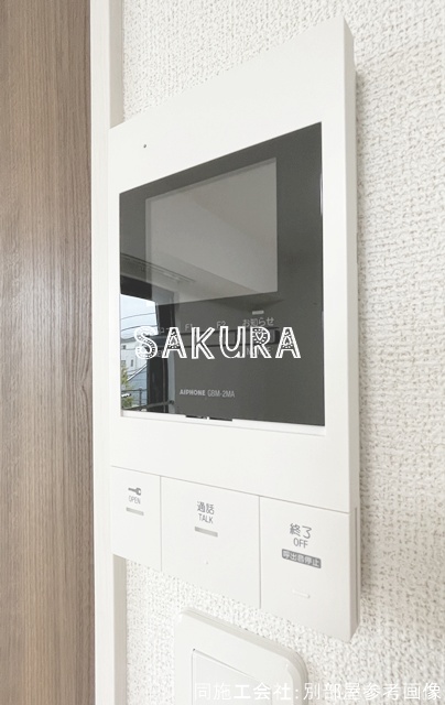 セキュリティ　女性の方でも安心のモニター付きインターホン♪