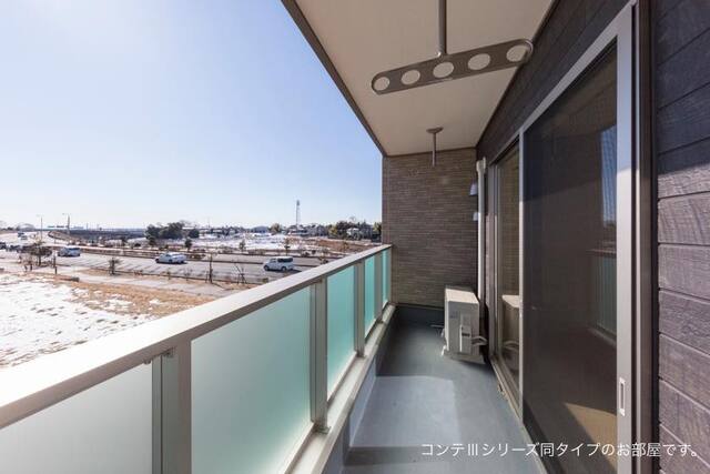 バルコニー　便利で嬉しいバルコニー付きです♪