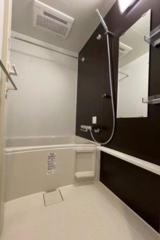 バス・シャワールーム　※別部屋の参考写真です。