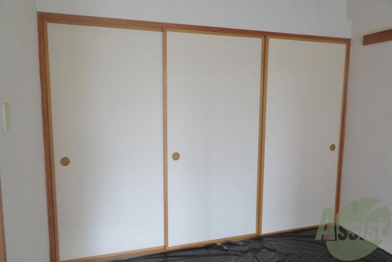 収納　押入れは幅は十分なようです。たくさん入りそうですね。