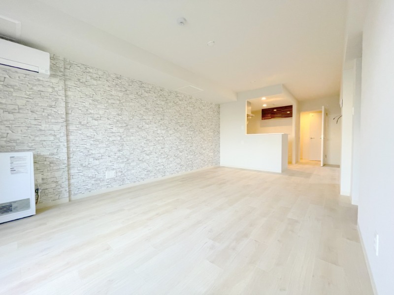 居室・リビング　明るく広々リビングスペース♪