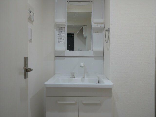 洗面設備　他号室　同施工参考写真