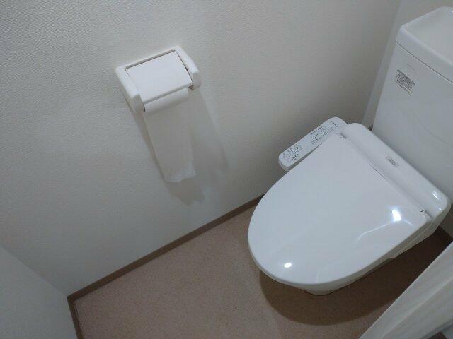 トイレ　他号室　同施工参考写真