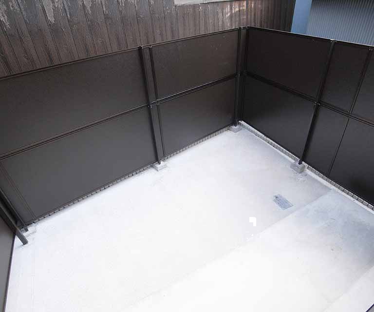 バルコニー　１Ｆは庭付きです。