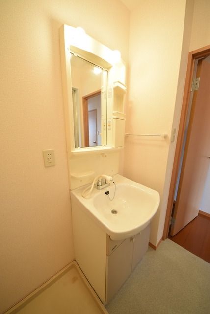 洗面設備　☆大きな独立洗面台☆