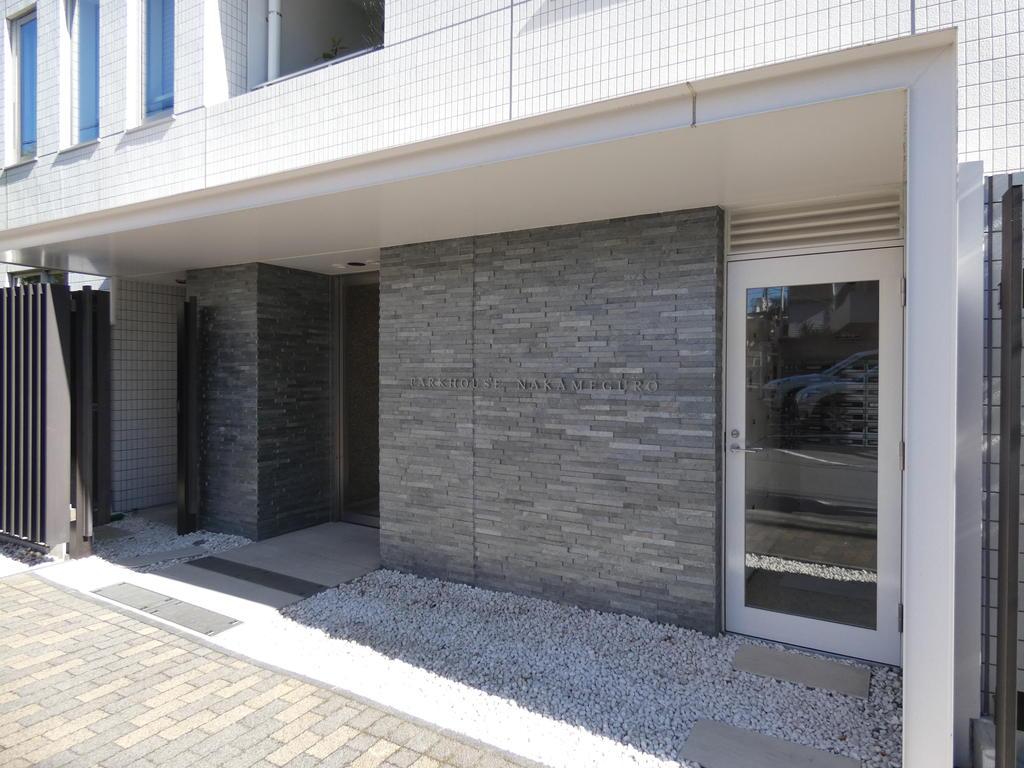 エントランス　エントランス