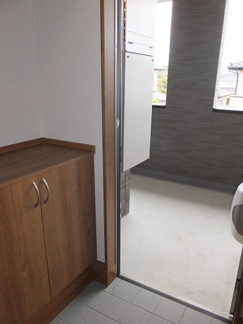玄関　上下段シューズボックス