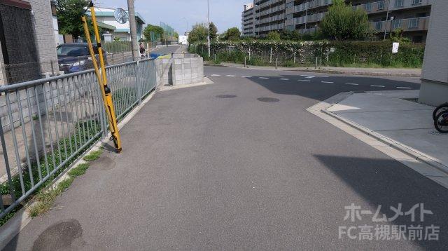 その他　前面道路（その他）まで1m