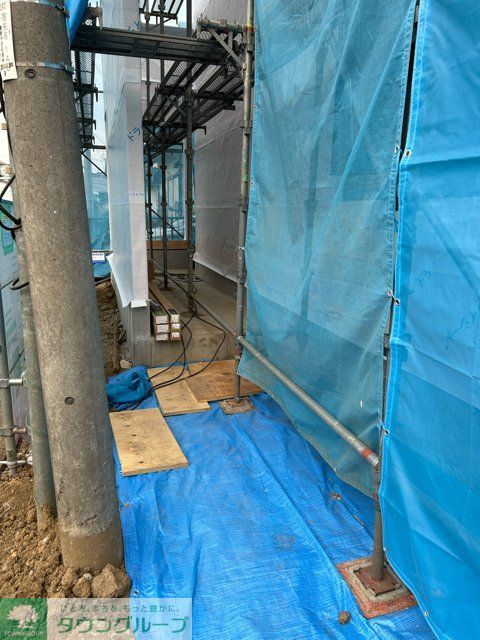 エントランス　バルコニー