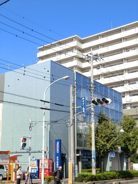 銀行　みずほ銀行（銀行）まで701m