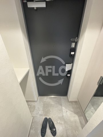 玄関　プレサンス鶴橋トレヴィエ　玄関