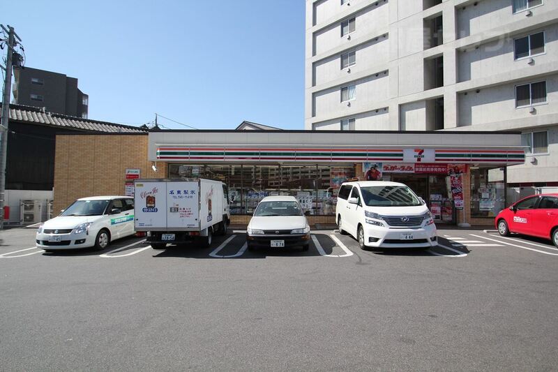 コンビニ　セブンイレブン 名古屋新出来２丁目店（コンビニ）まで210m