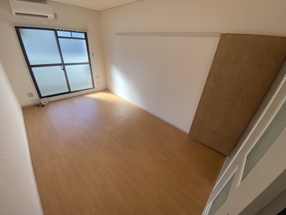 居室・リビング　※別部屋の写真です