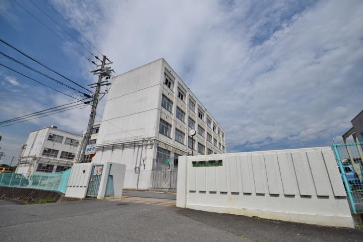 中学校　天理市立北中学校（中学校）まで1627m