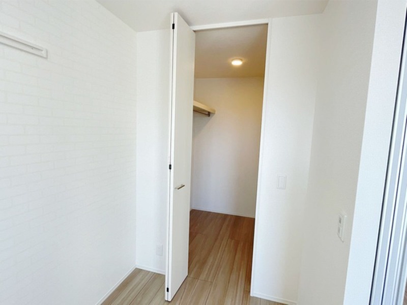 収納　図面と現状に相違がある場合には現状を優先