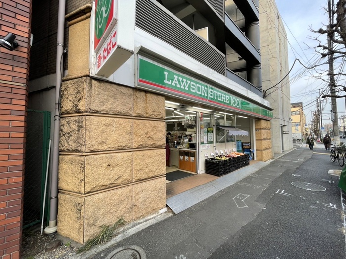 コンビニ　ローソンストア100 LS上十条店（コンビニ）まで113m