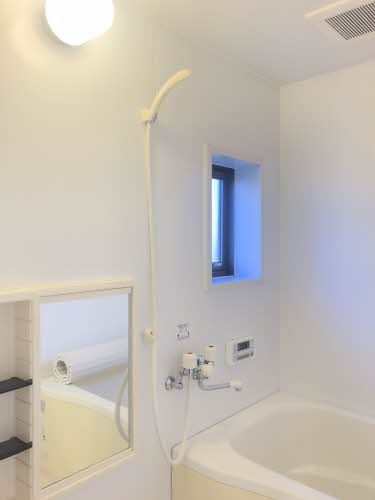 バス・シャワールーム　浴室