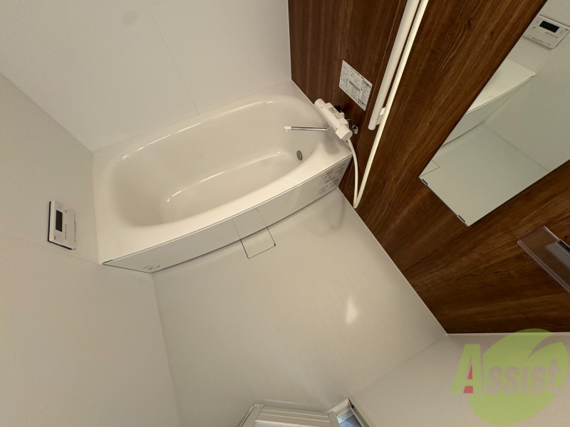 バス・シャワールーム　お風呂になります。一日の疲れを癒してくださいね。