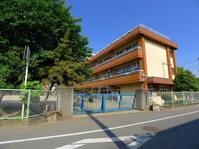 小学校　太田市立南小学校（小学校）まで550m