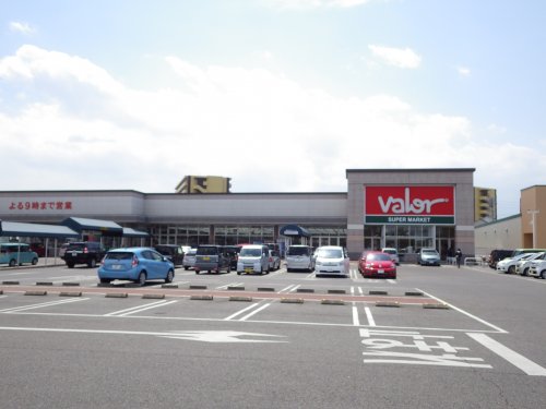 スーパー　バロー 上野台店（スーパー）まで487m